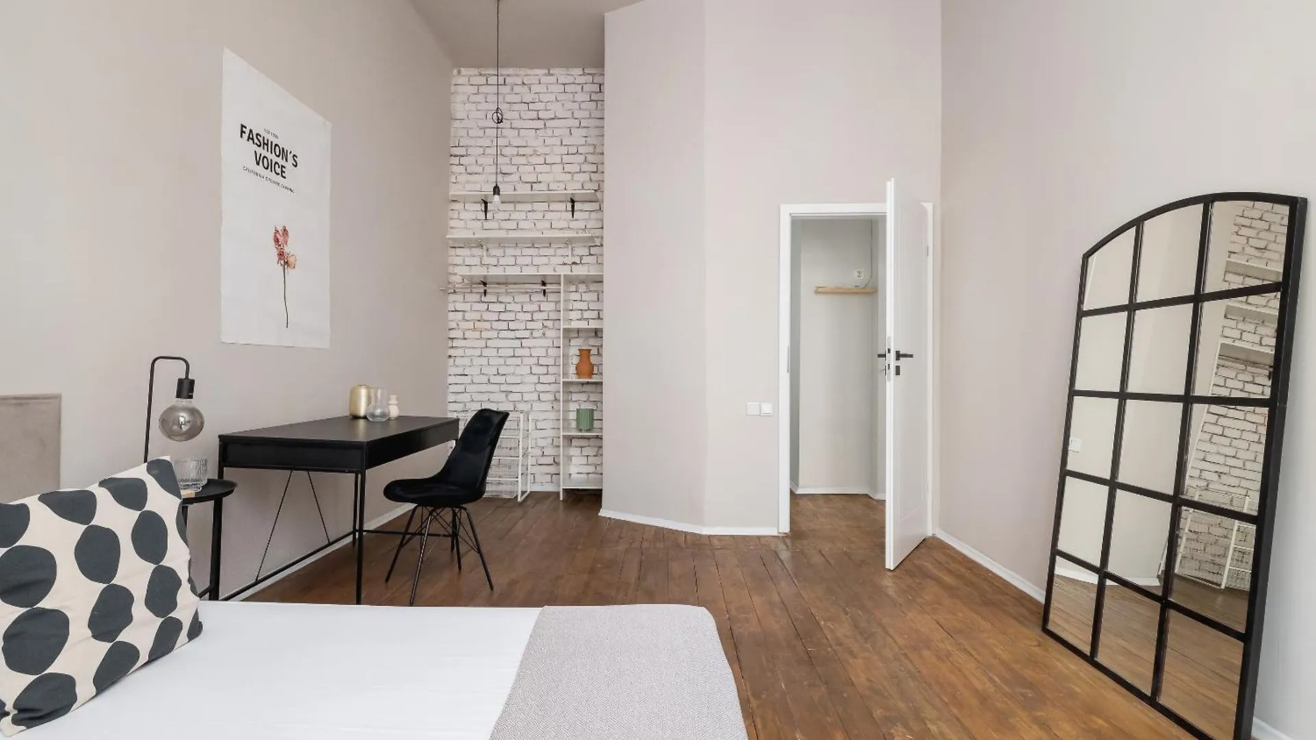 4 Bedroom Apartment - Old Town - Starowislna 29 Krakow Poland