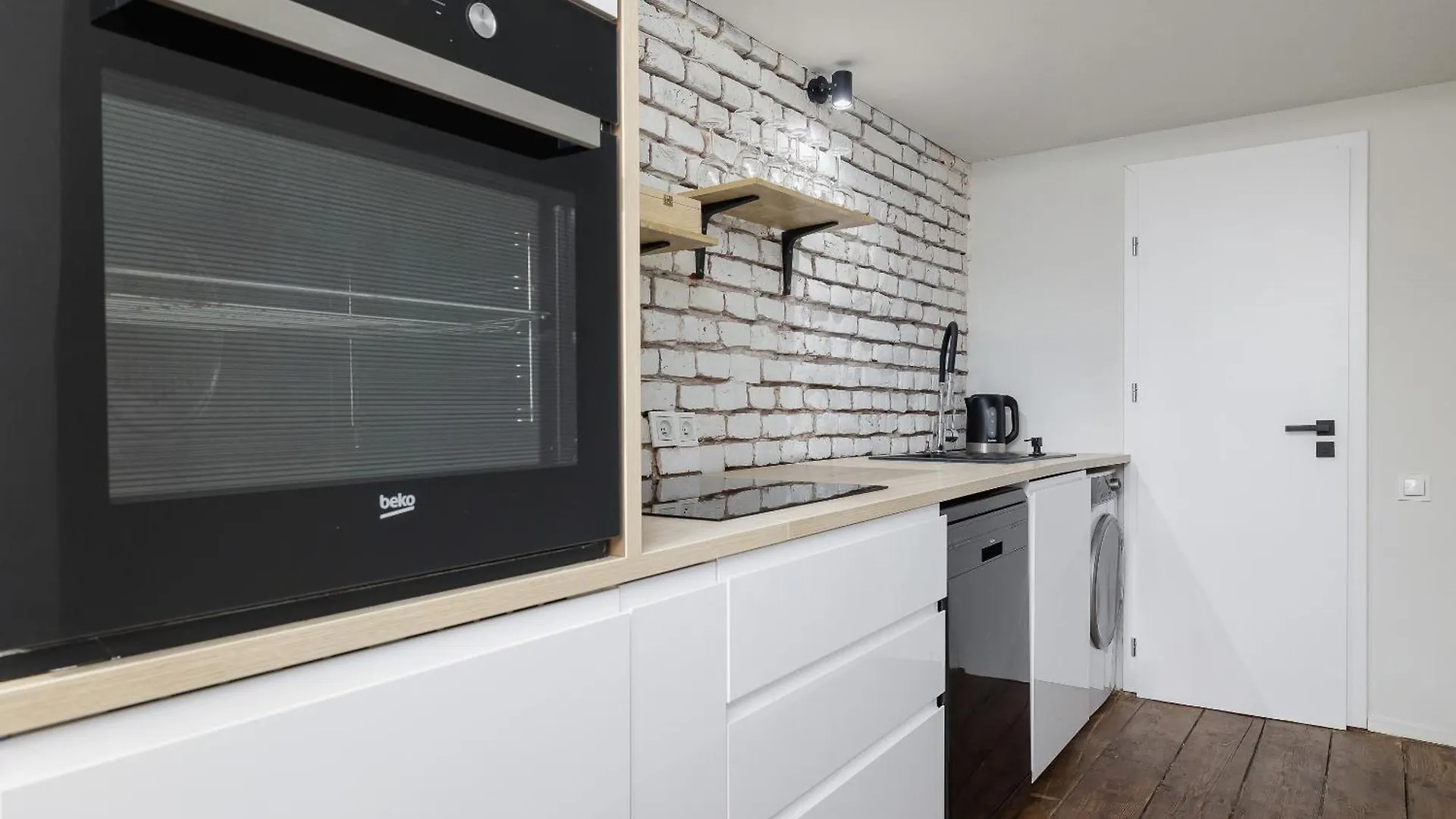 4 Bedroom Apartment - Old Town - Starowislna 29 Krakow