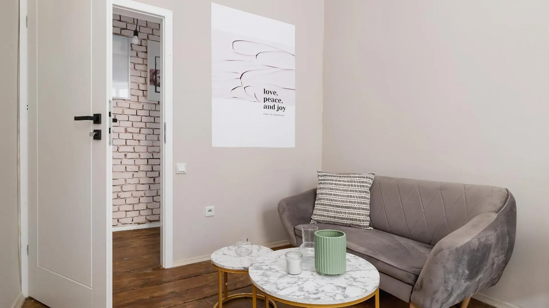 4 Bedroom Apartment - Old Town - Starowislna 29 Krakow Poland