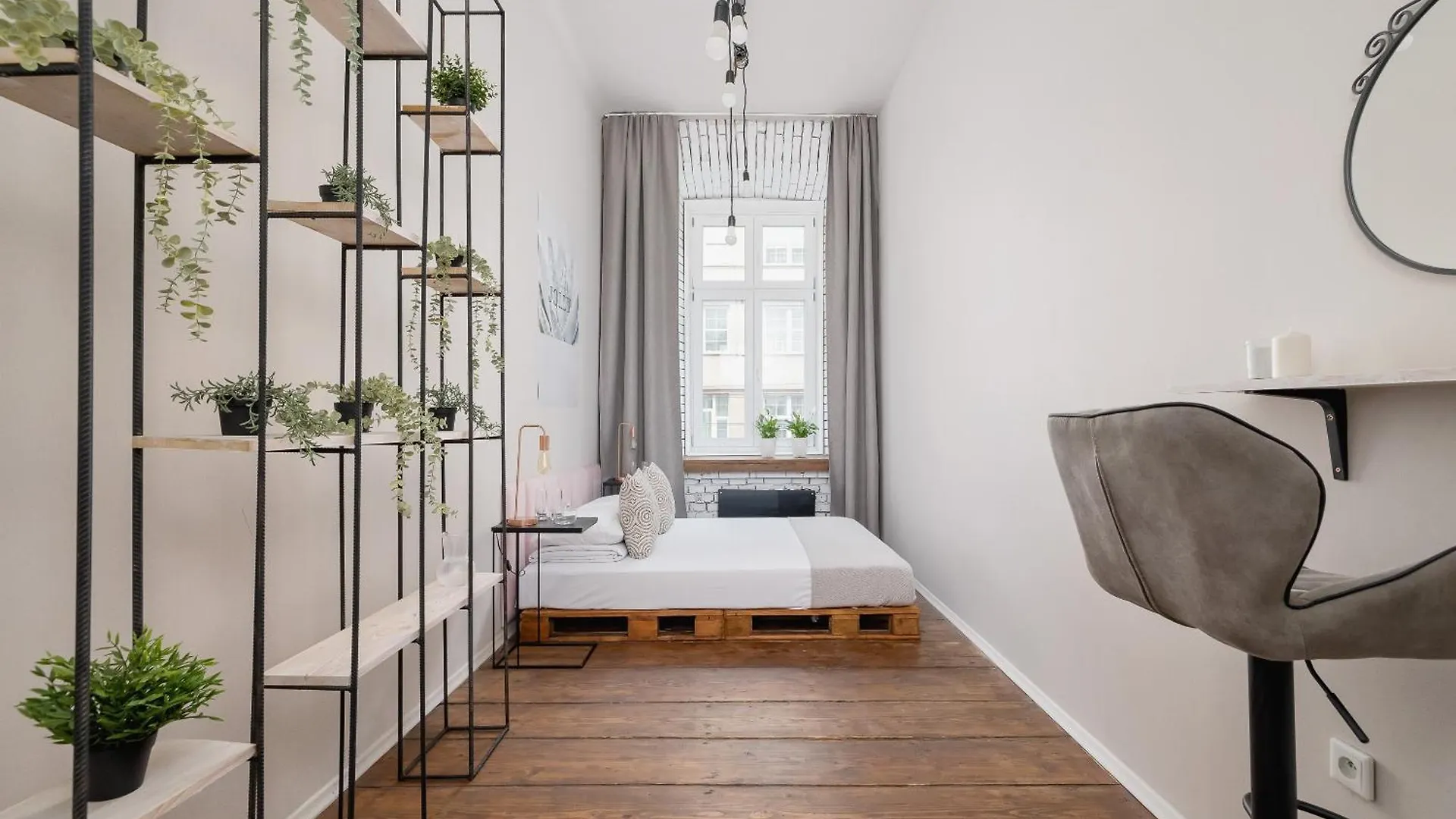 4 Bedroom Apartment - Old Town - Starowislna 29 Krakow Poland