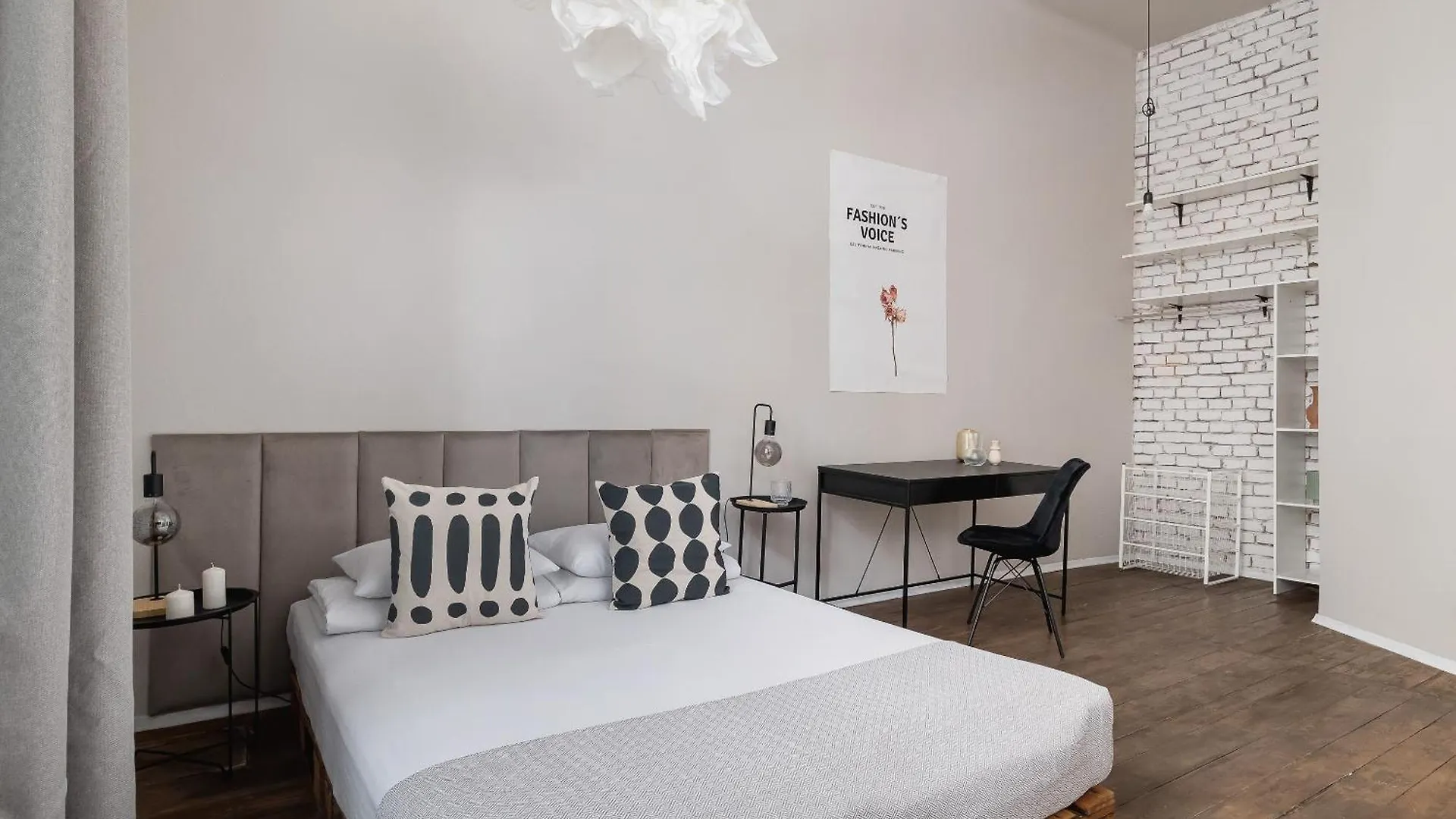 4 Bedroom Apartment - Old Town - Starowislna 29 Krakow
